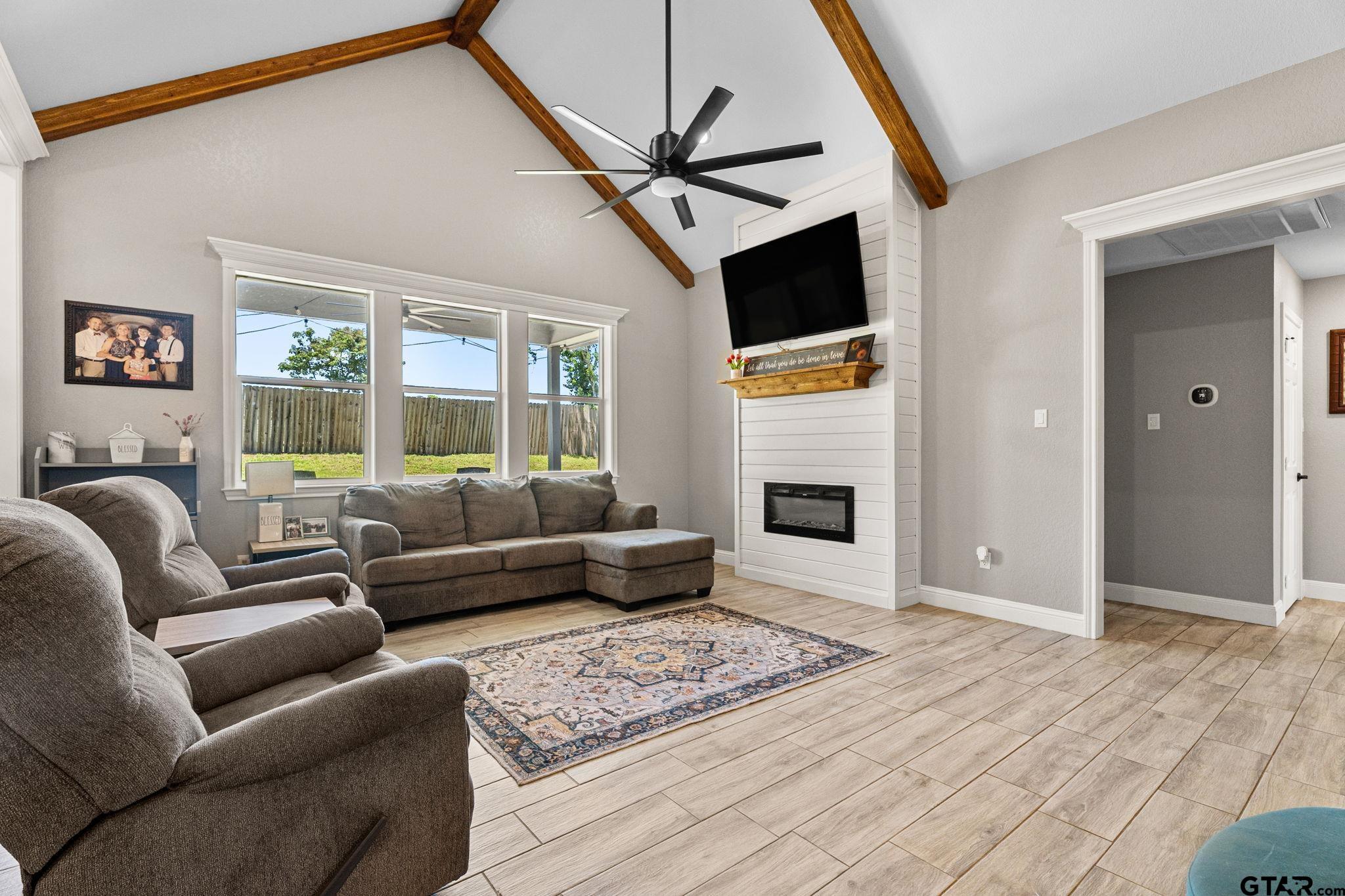 217 Meadow Lane