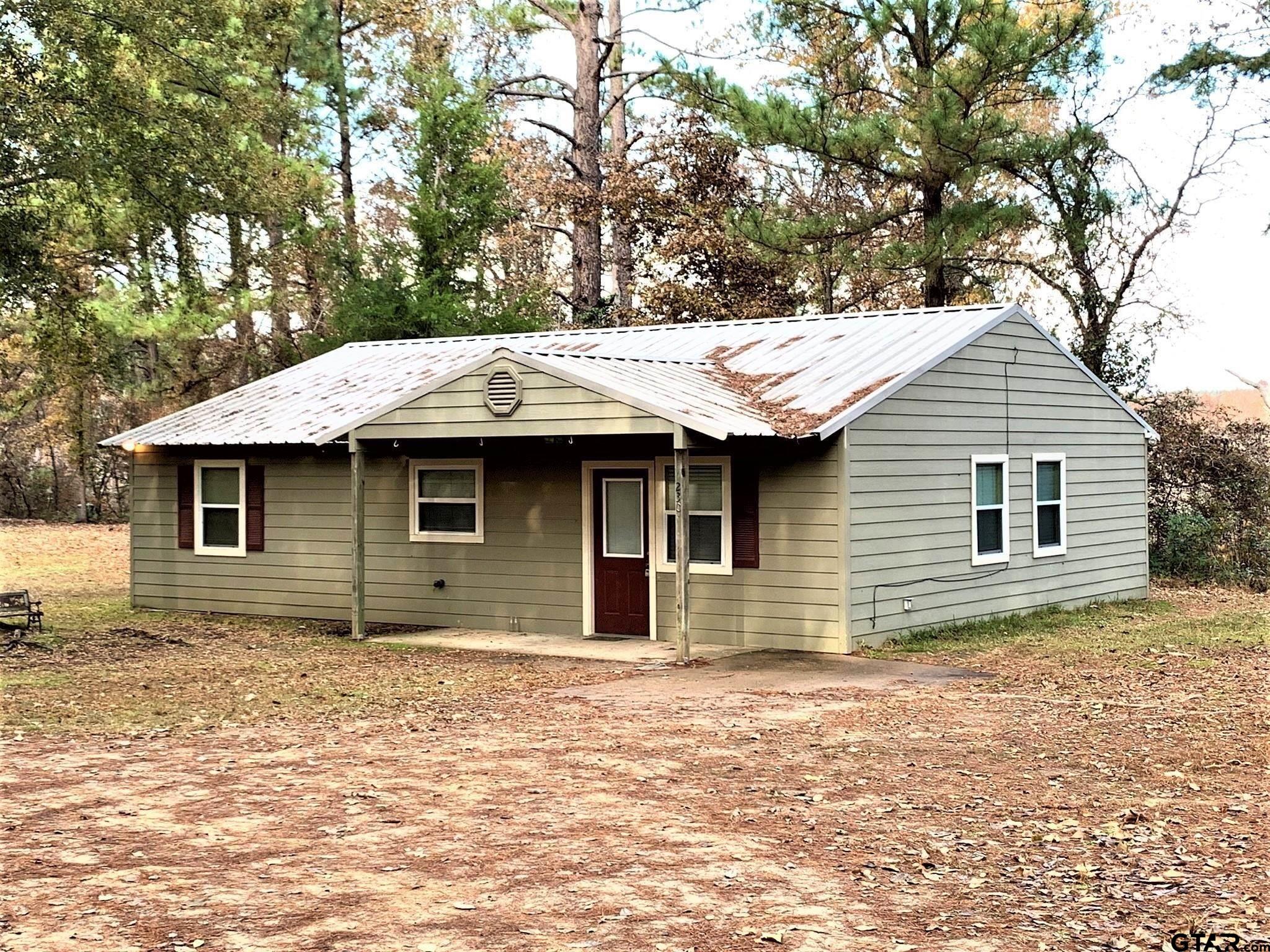 258 Private Road 7422