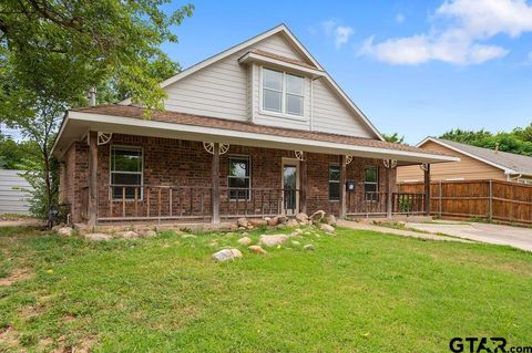 1720 Joyce Arlington TX 76011