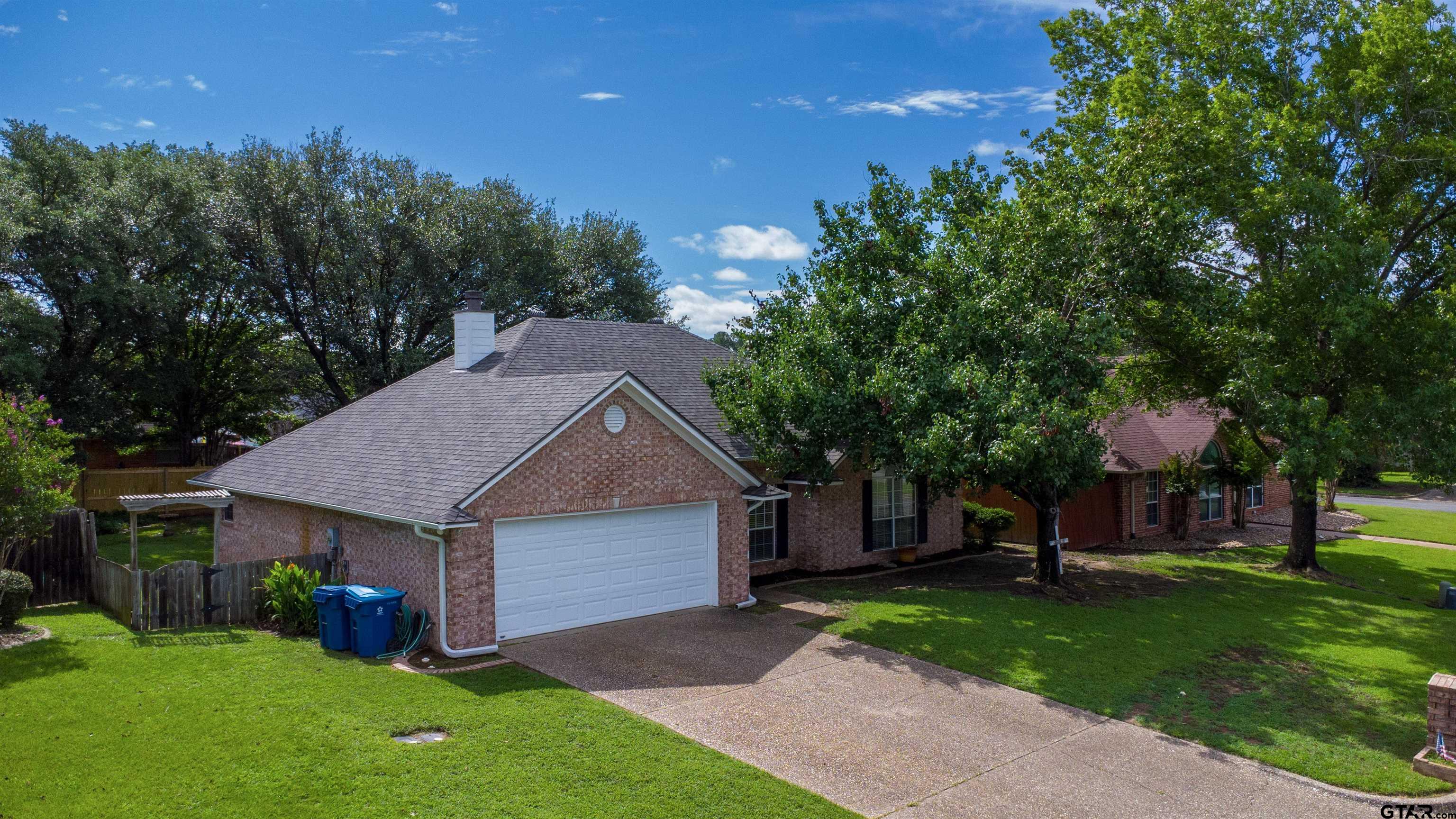 1729 Sapphire Cay