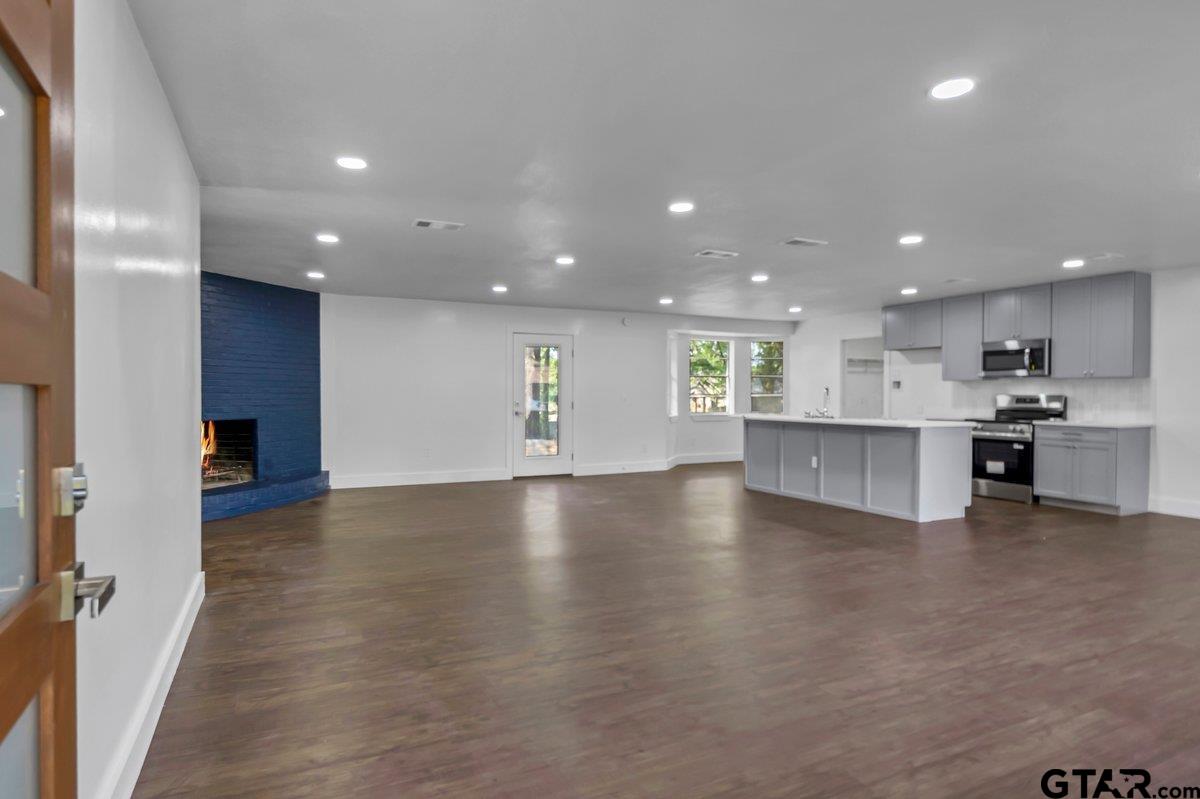 3211 Pine Haven Rd