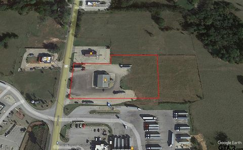 1125 S Oak St Van TX 75790