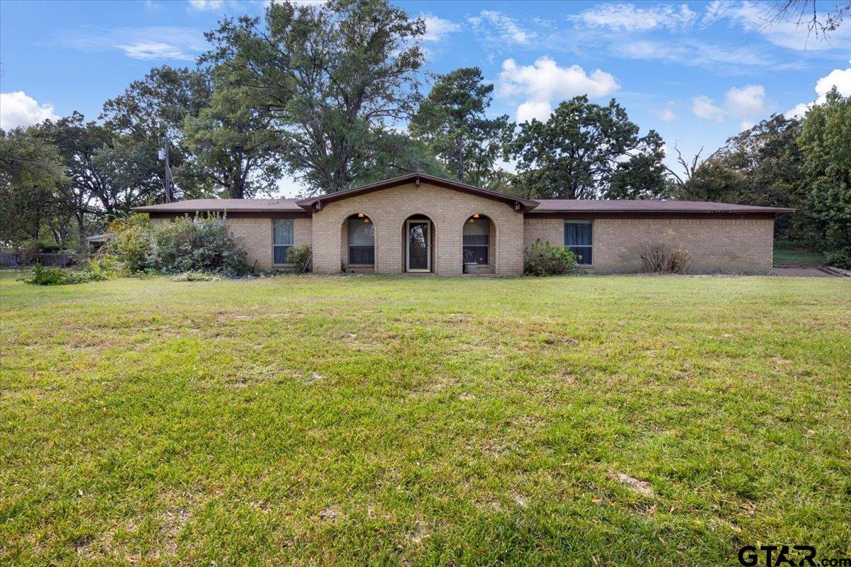 1302 Jeb Stuart Dr