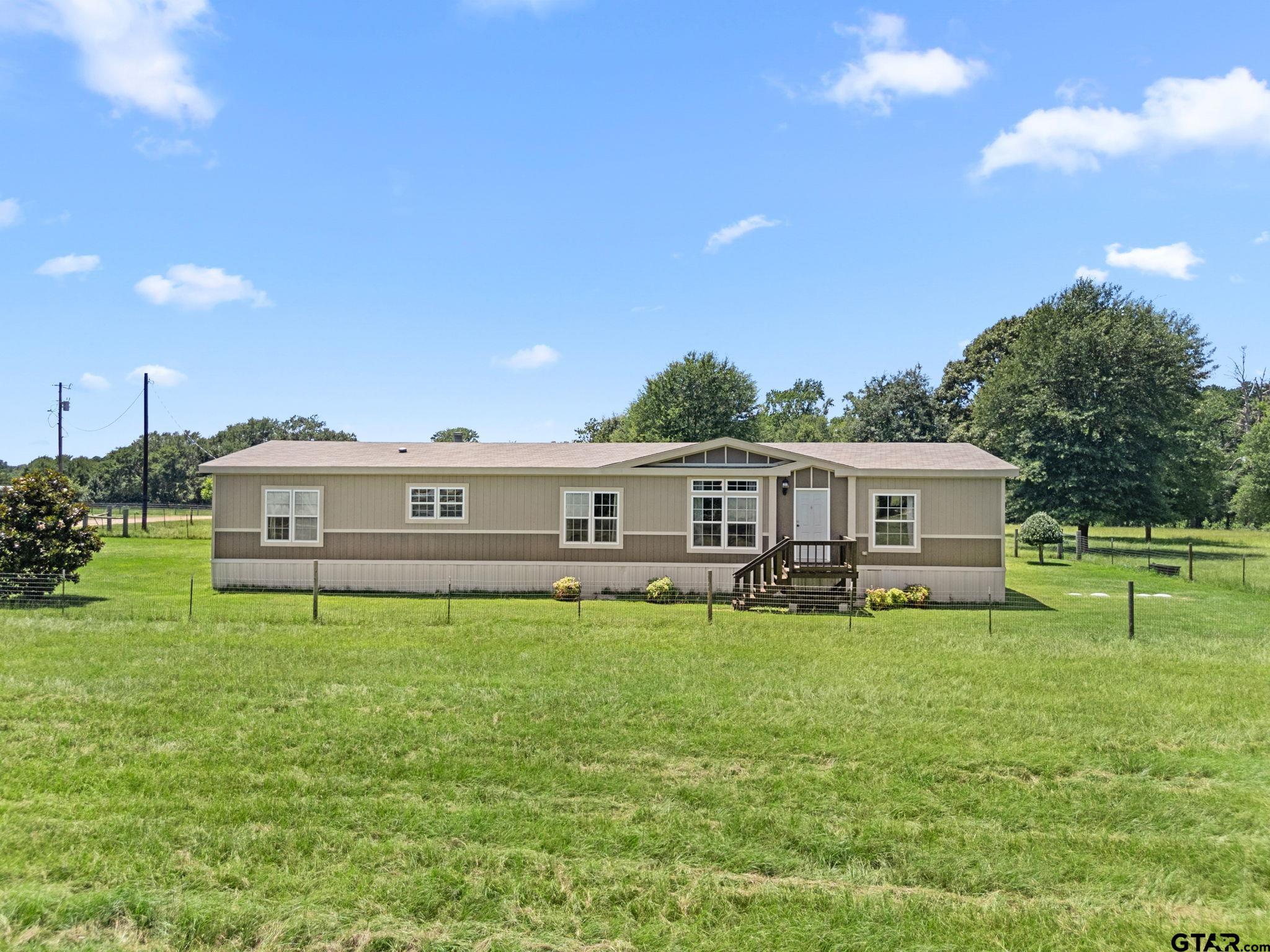 222 W Twin Creeks Trl