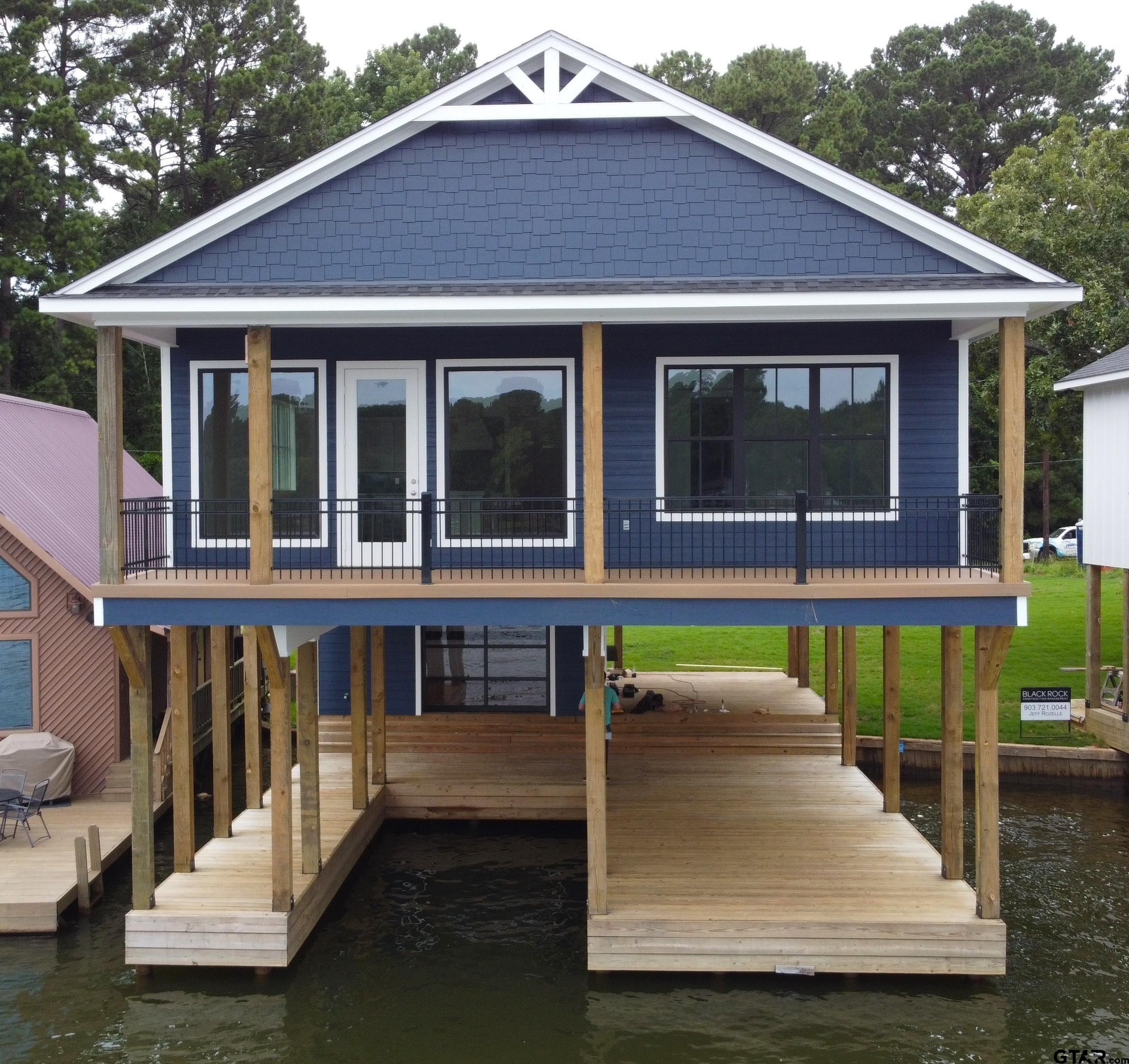 2630 Aqua Vista