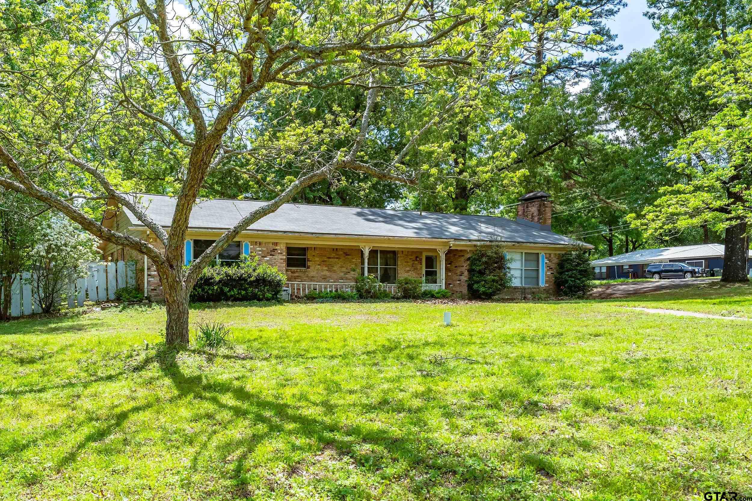 7434 Brookhollow Drive