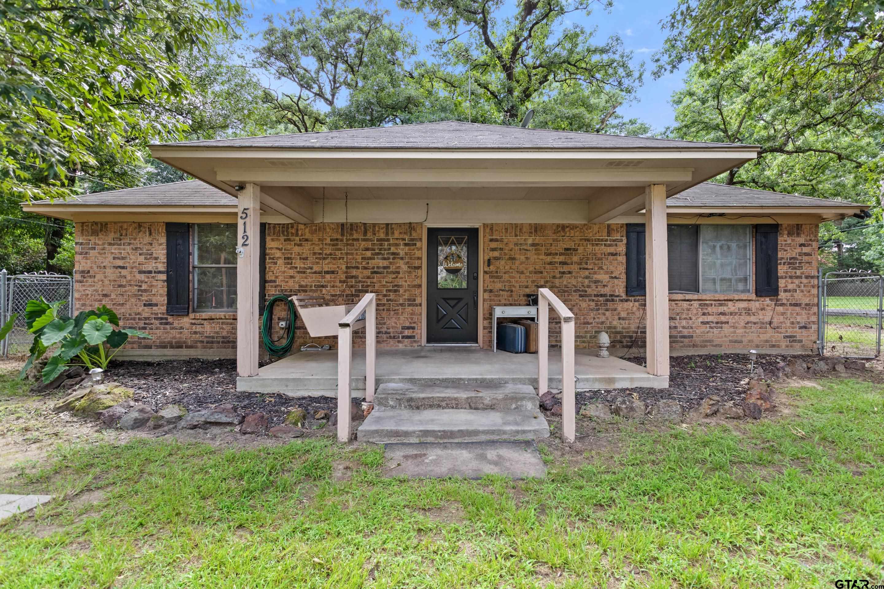 512 Carri Dr