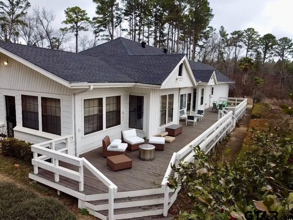 listing image 0
