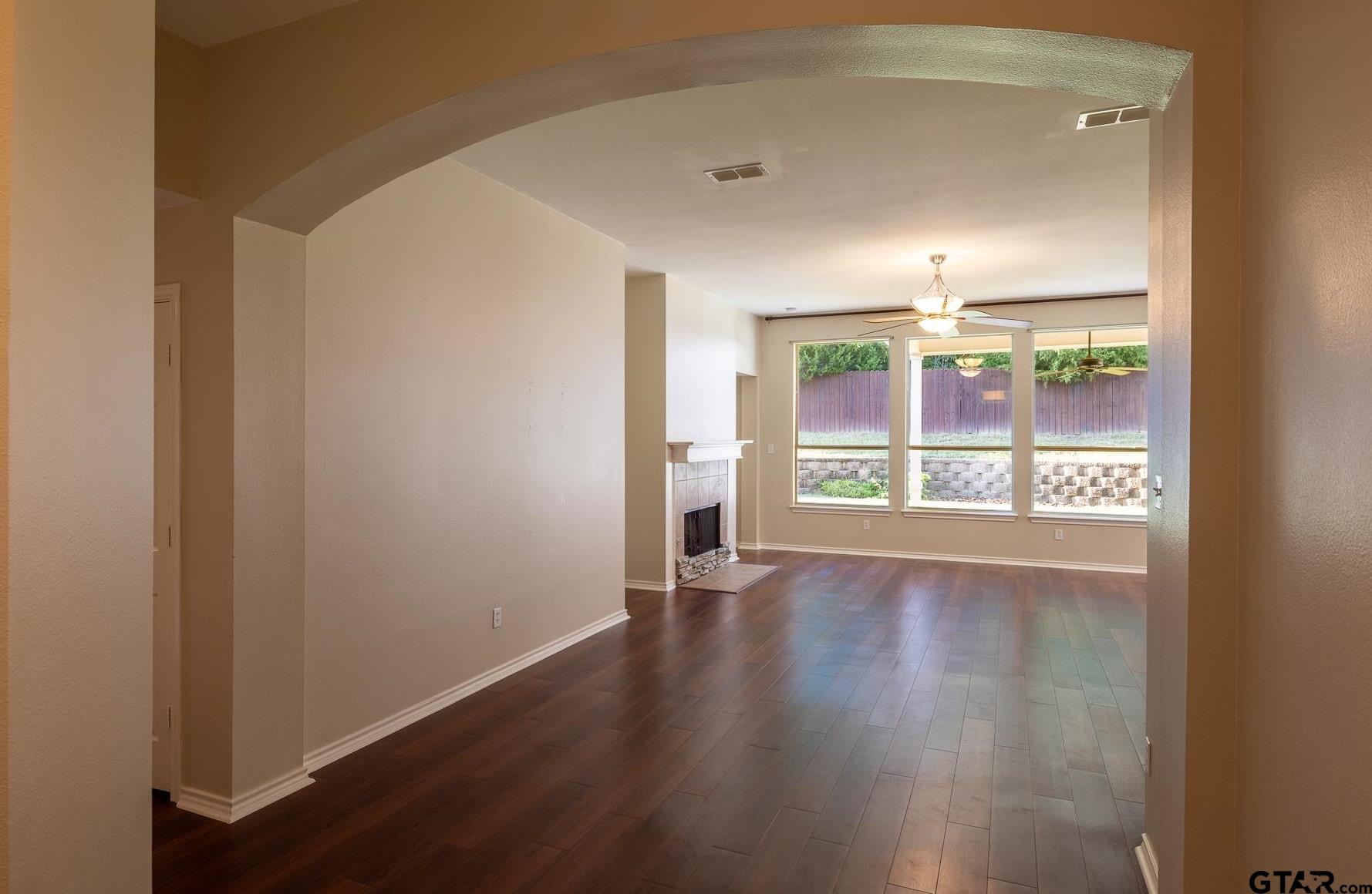 629 Winding Brook Ln