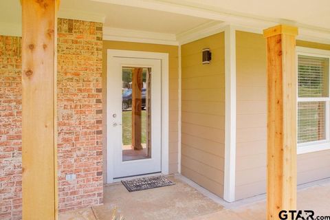 A home in Lindale