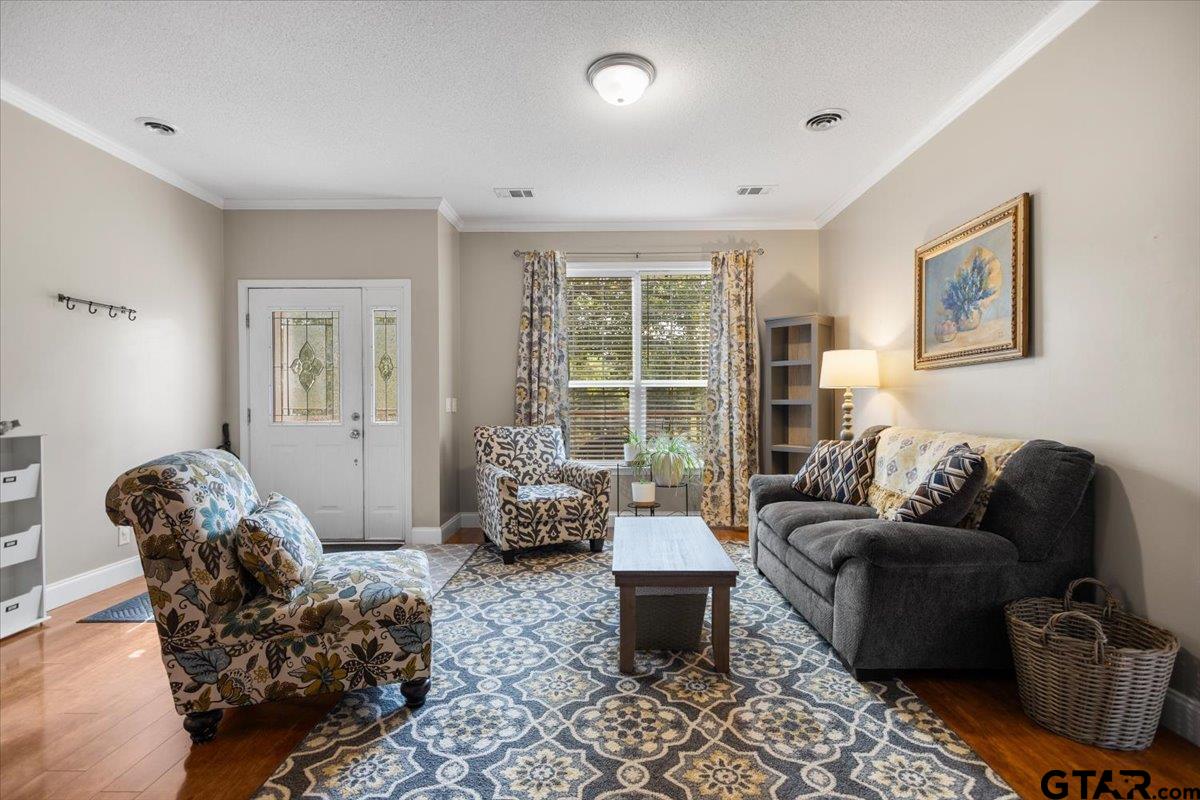 105 Pepper Circle