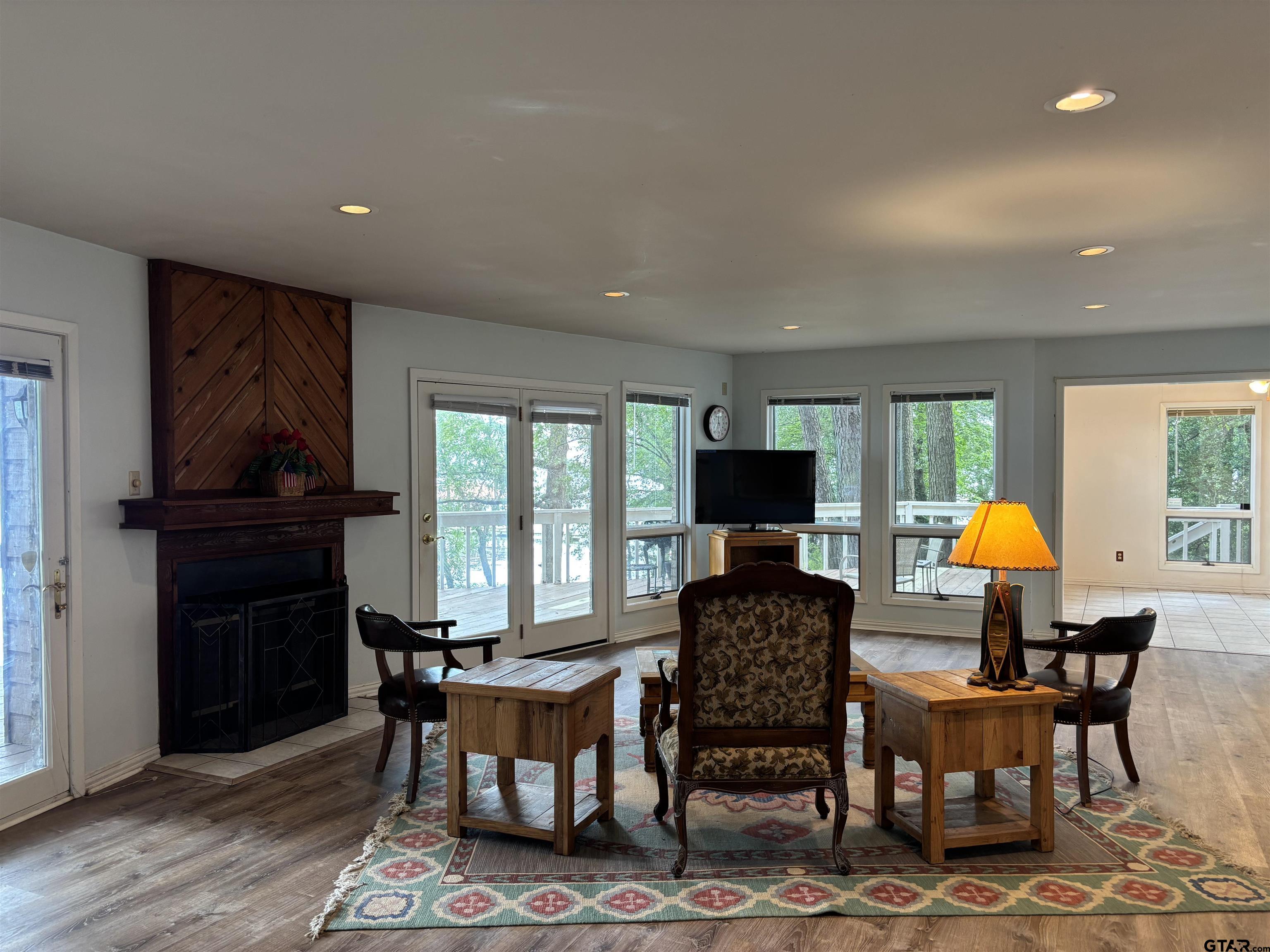 20868 Bay Shore DR.