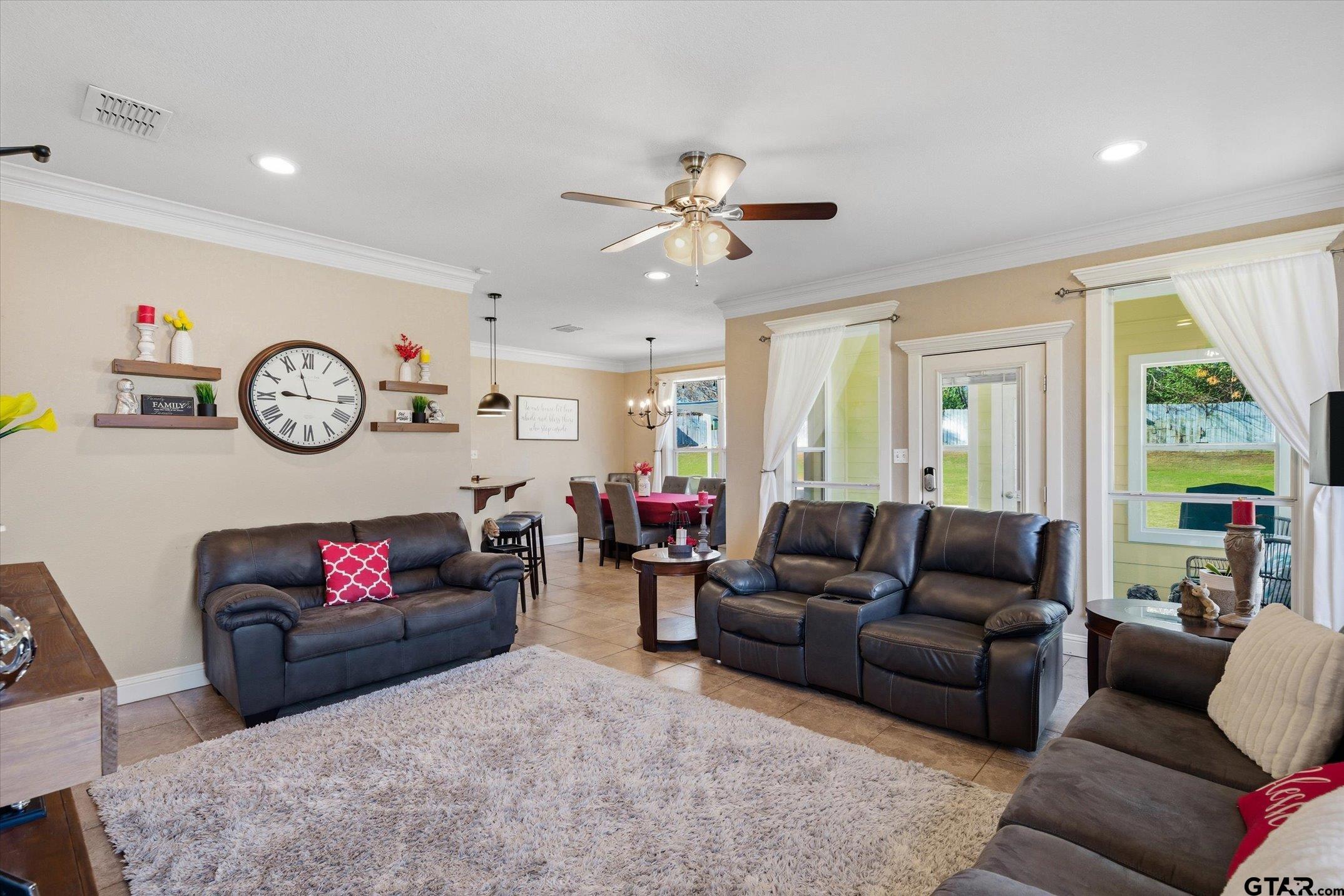 16091 Hickory Hills Dr