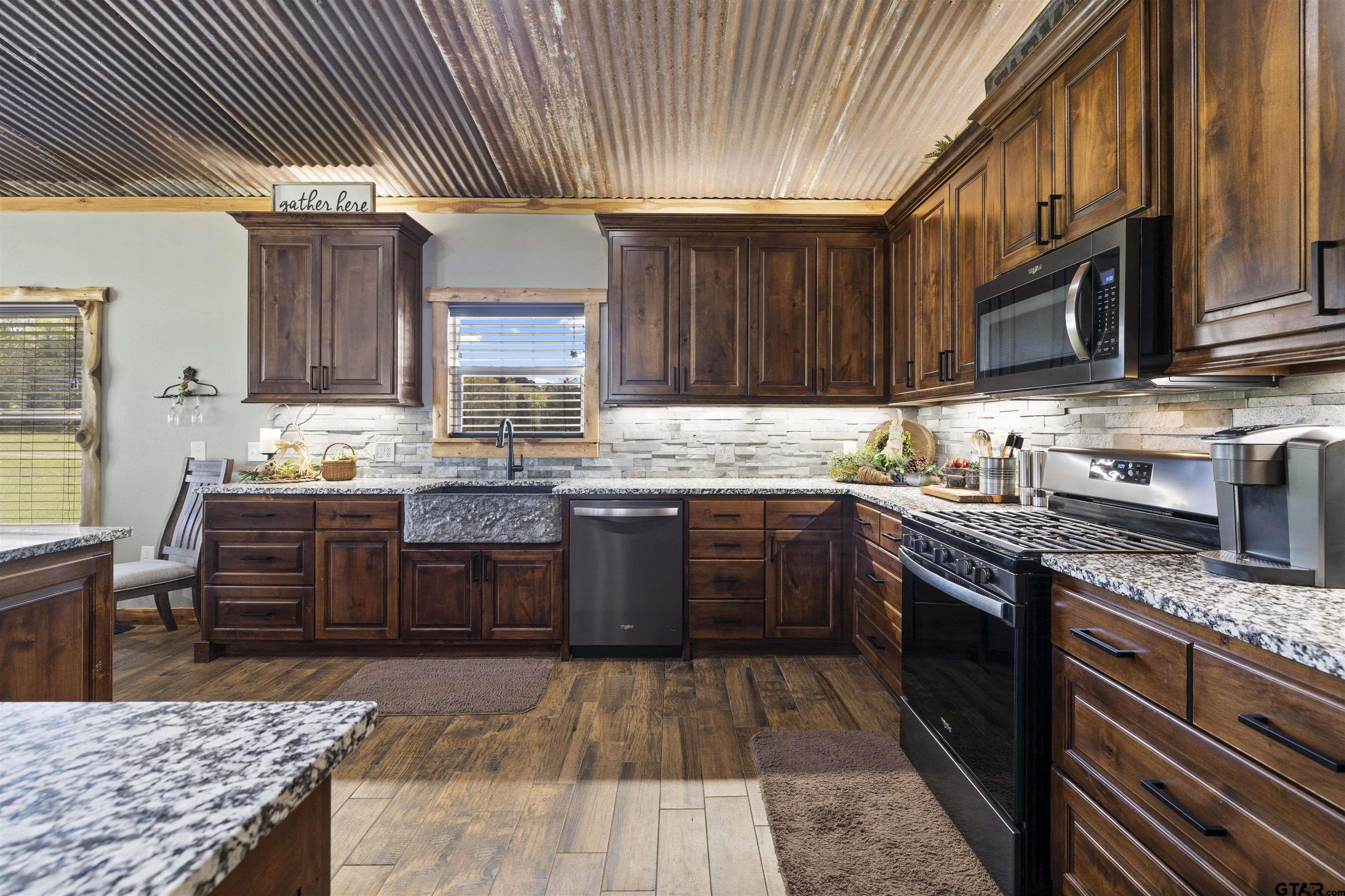 313 County Road 4617