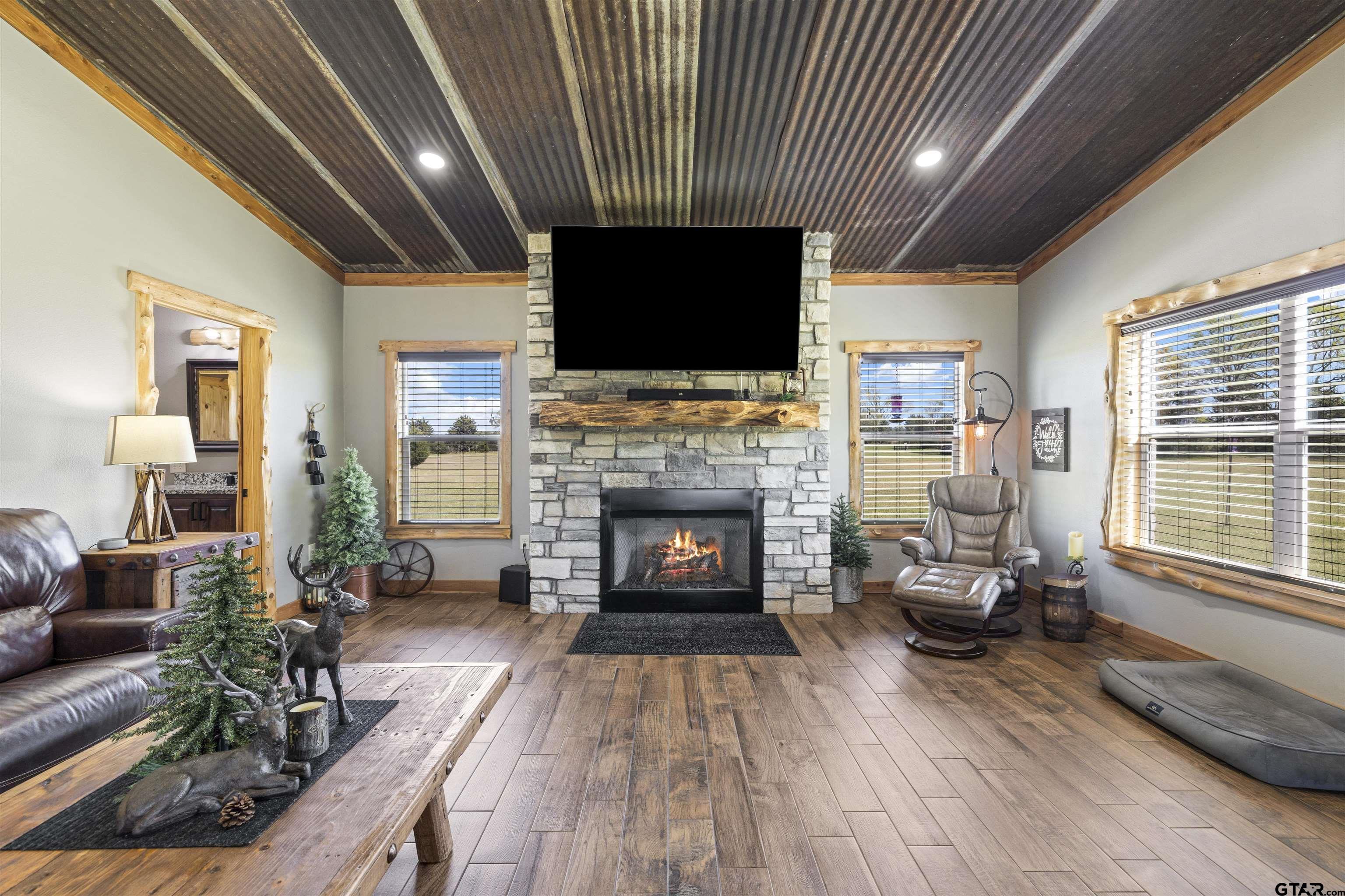 313 County Road 4617