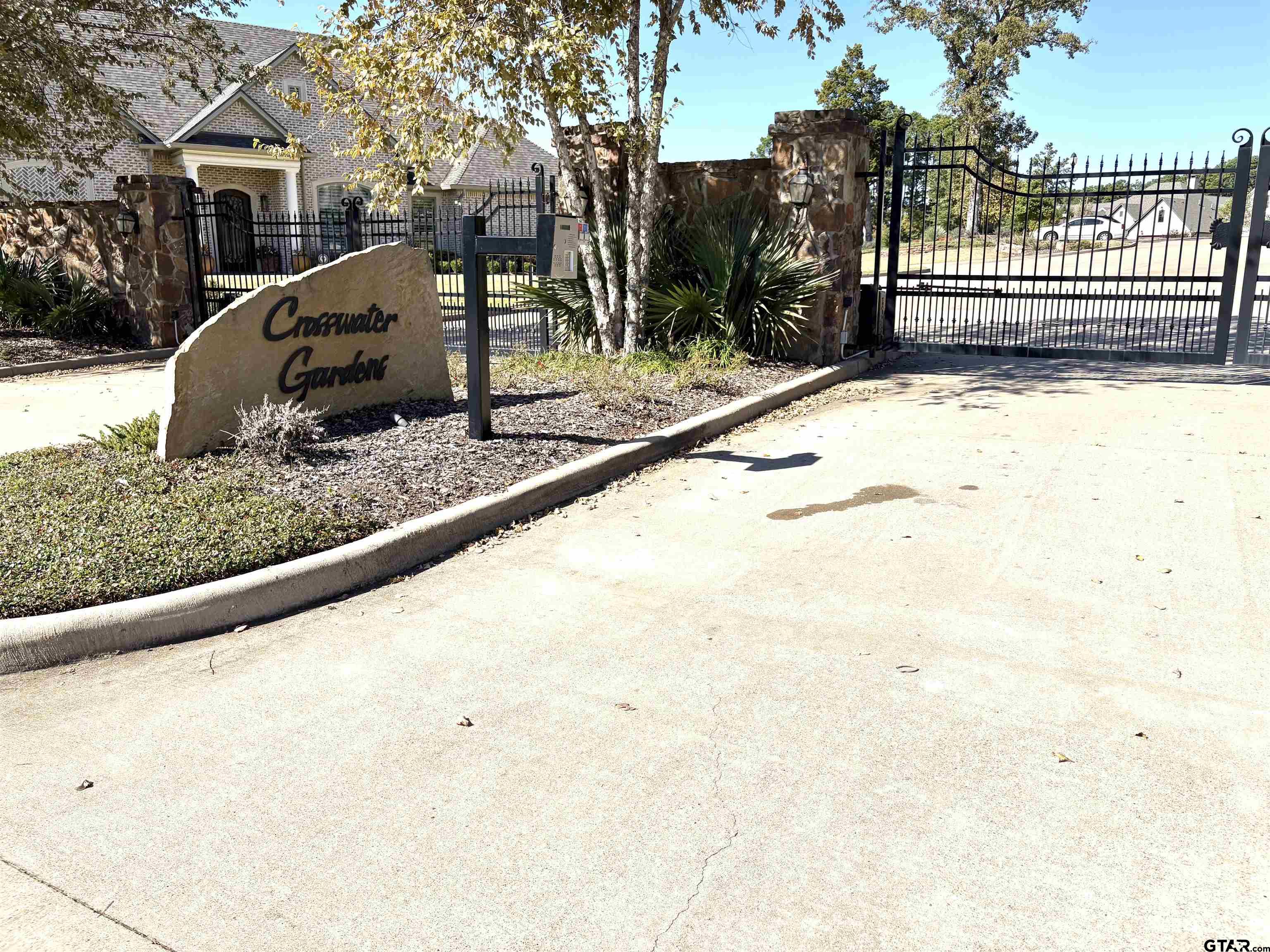 7339 Crosswater Cove