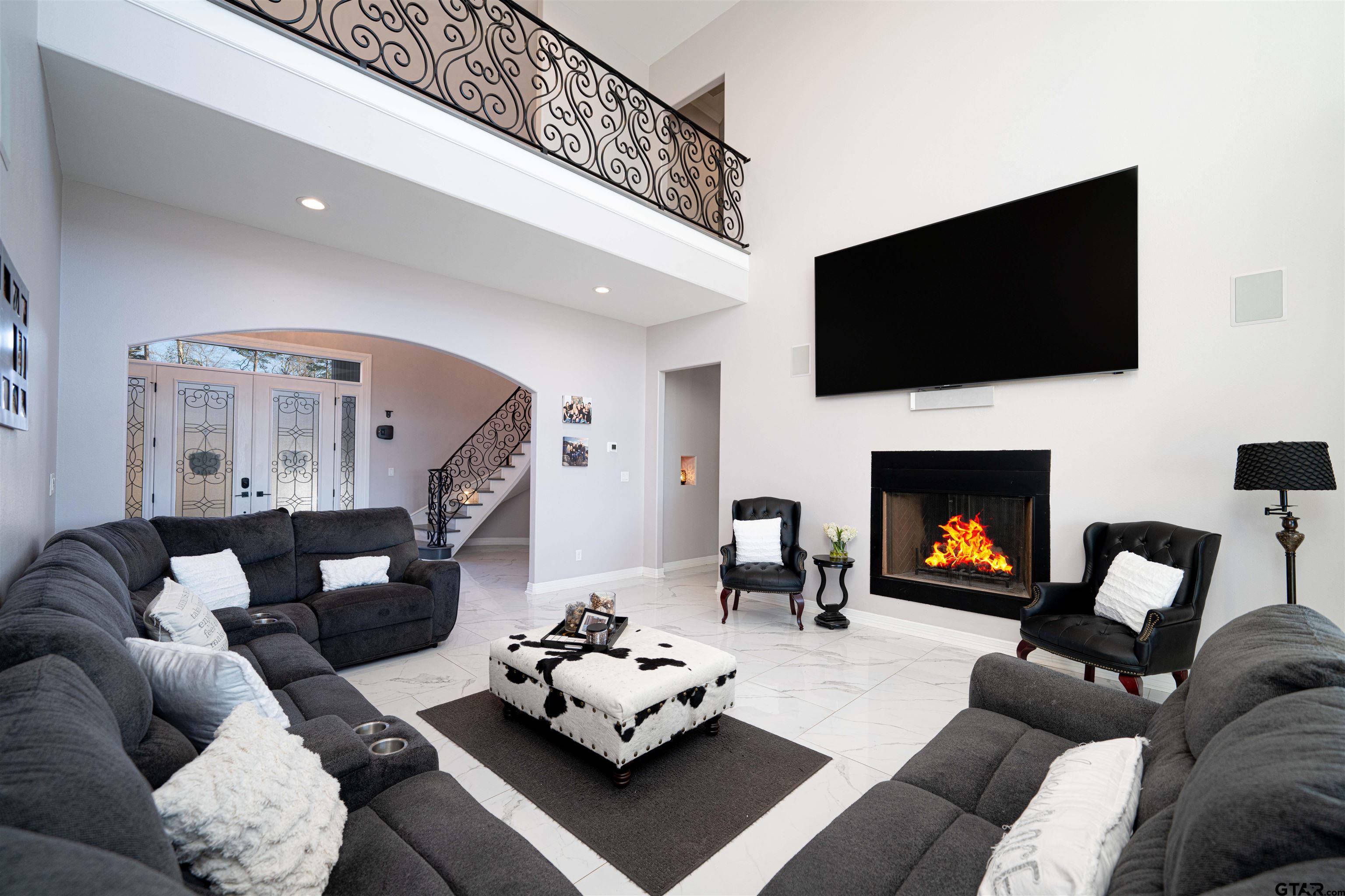 145 Private Road 52605