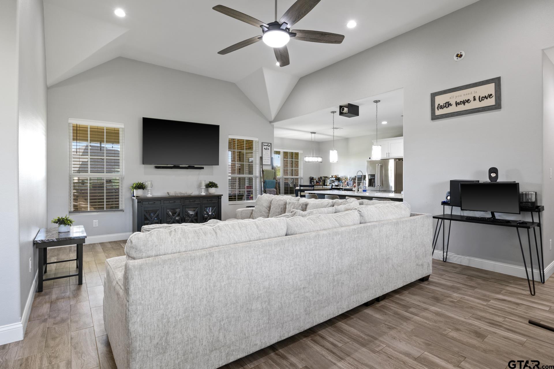 20 County Road 4742
