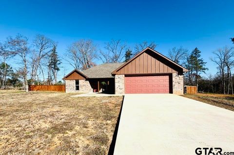 211 Private Road 6292 Mineola TX 75773