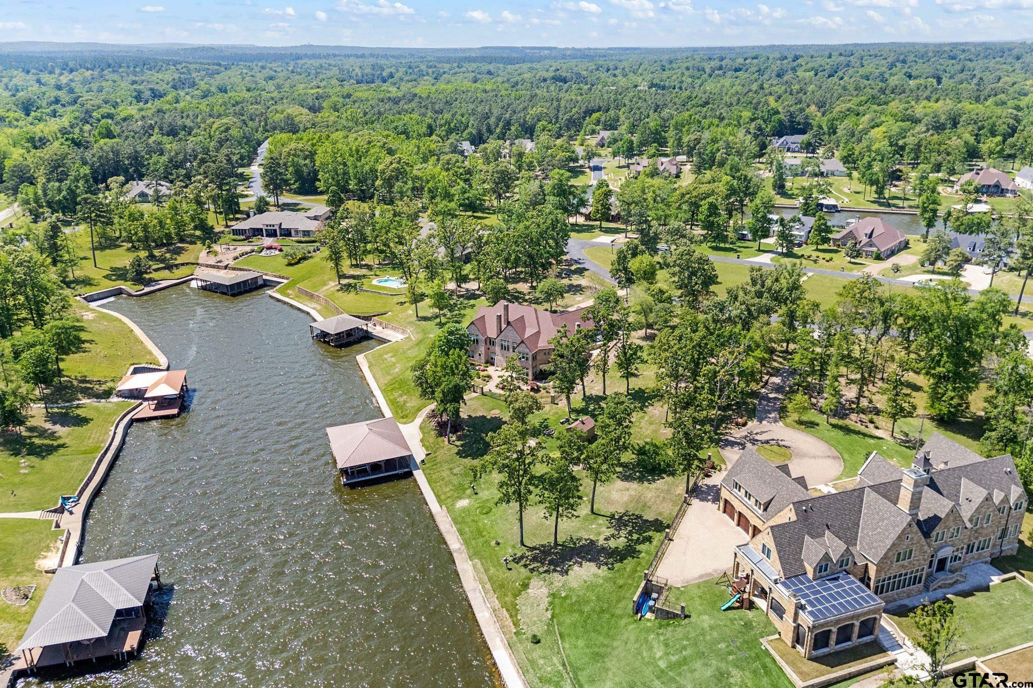5581 Nancy Circle