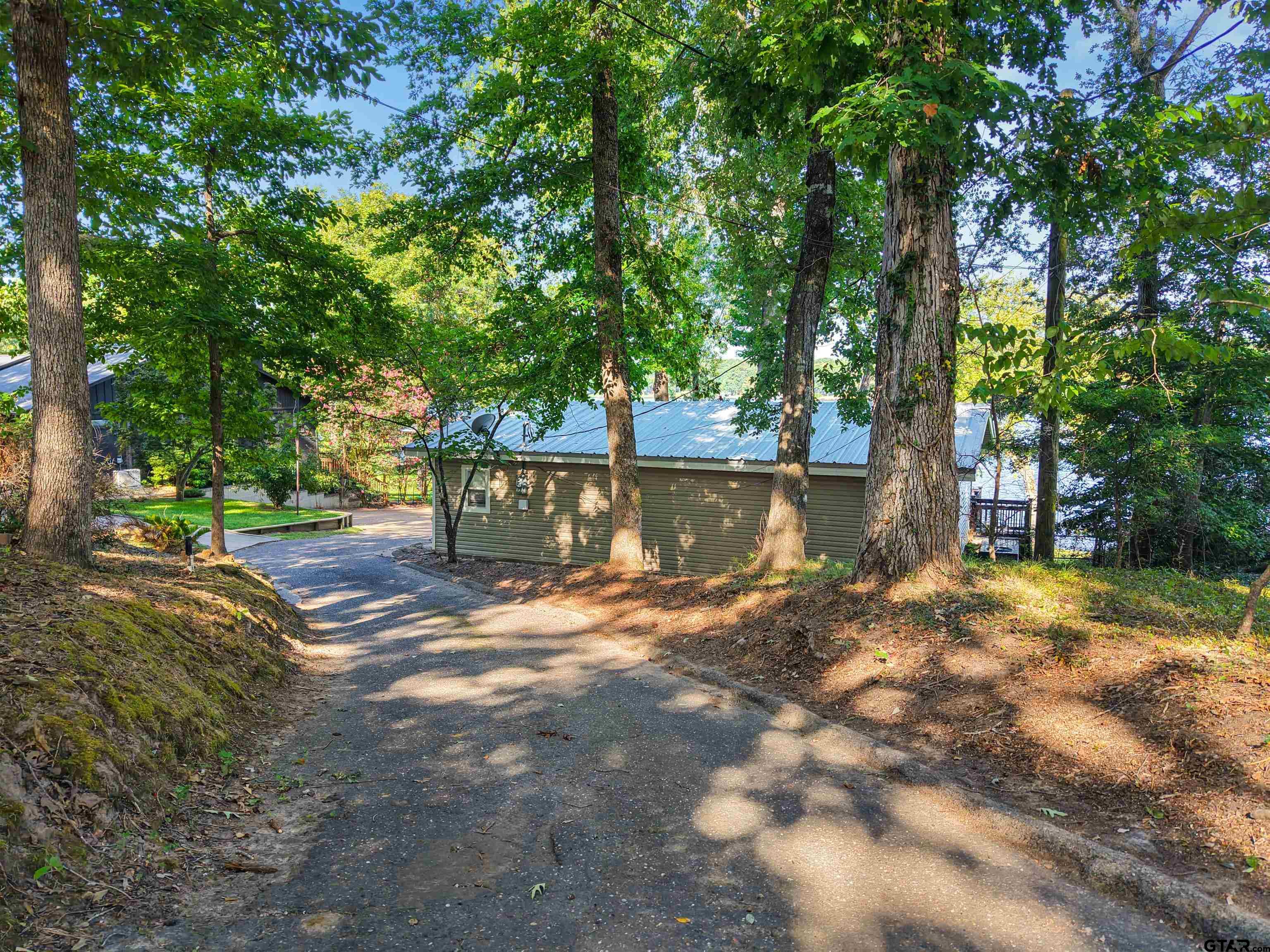 1907 East Lake