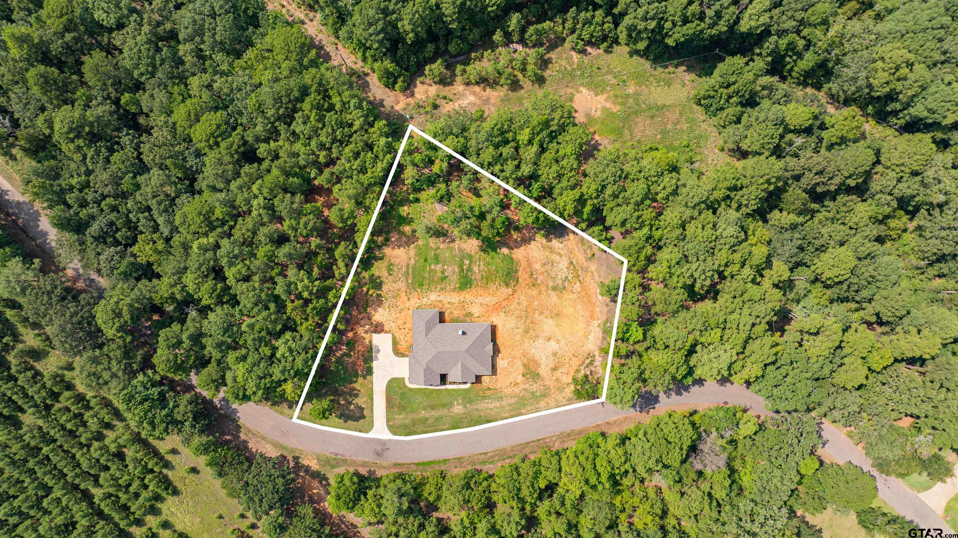 525 Lake Gladewater Rd