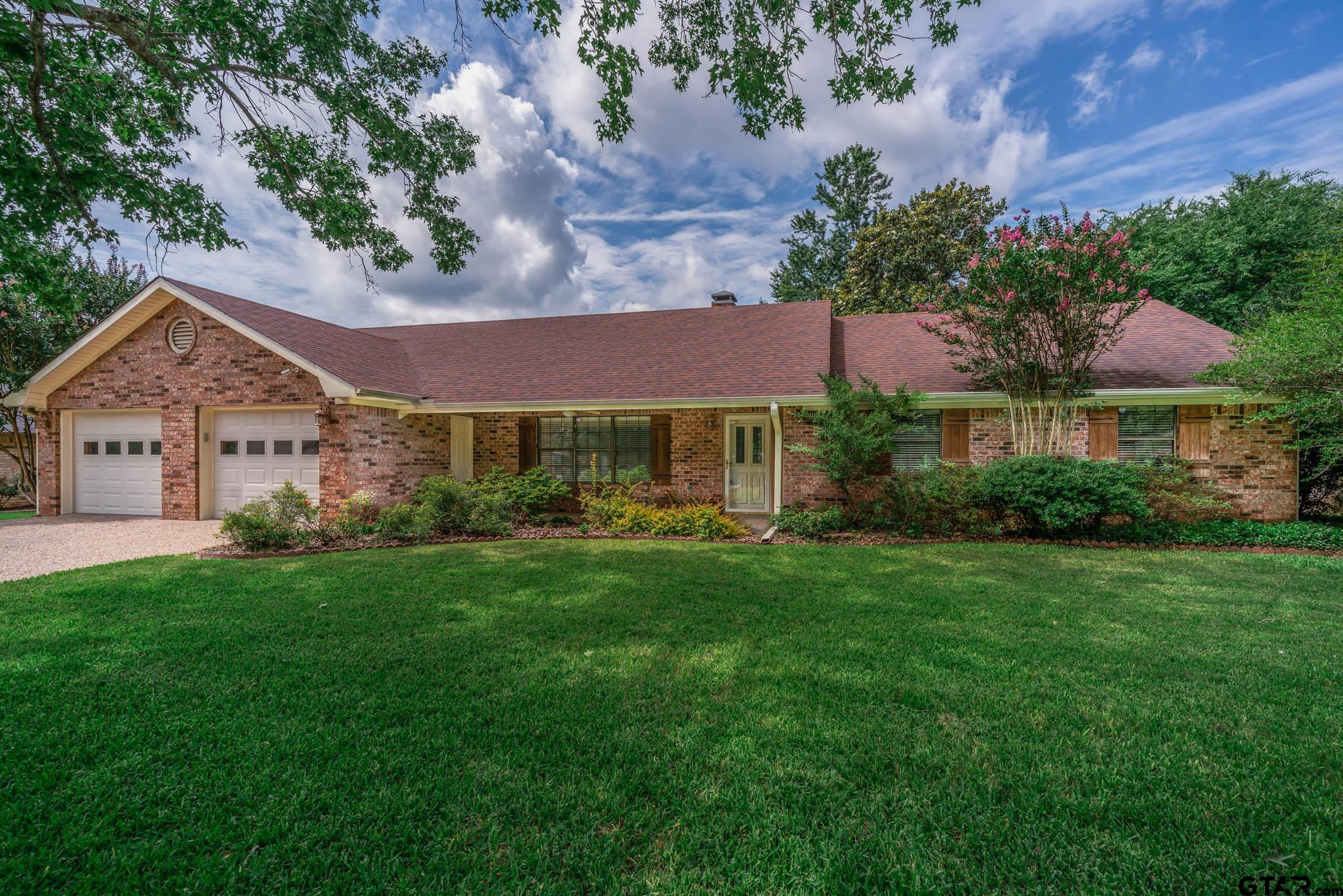 1206 Corey Dr