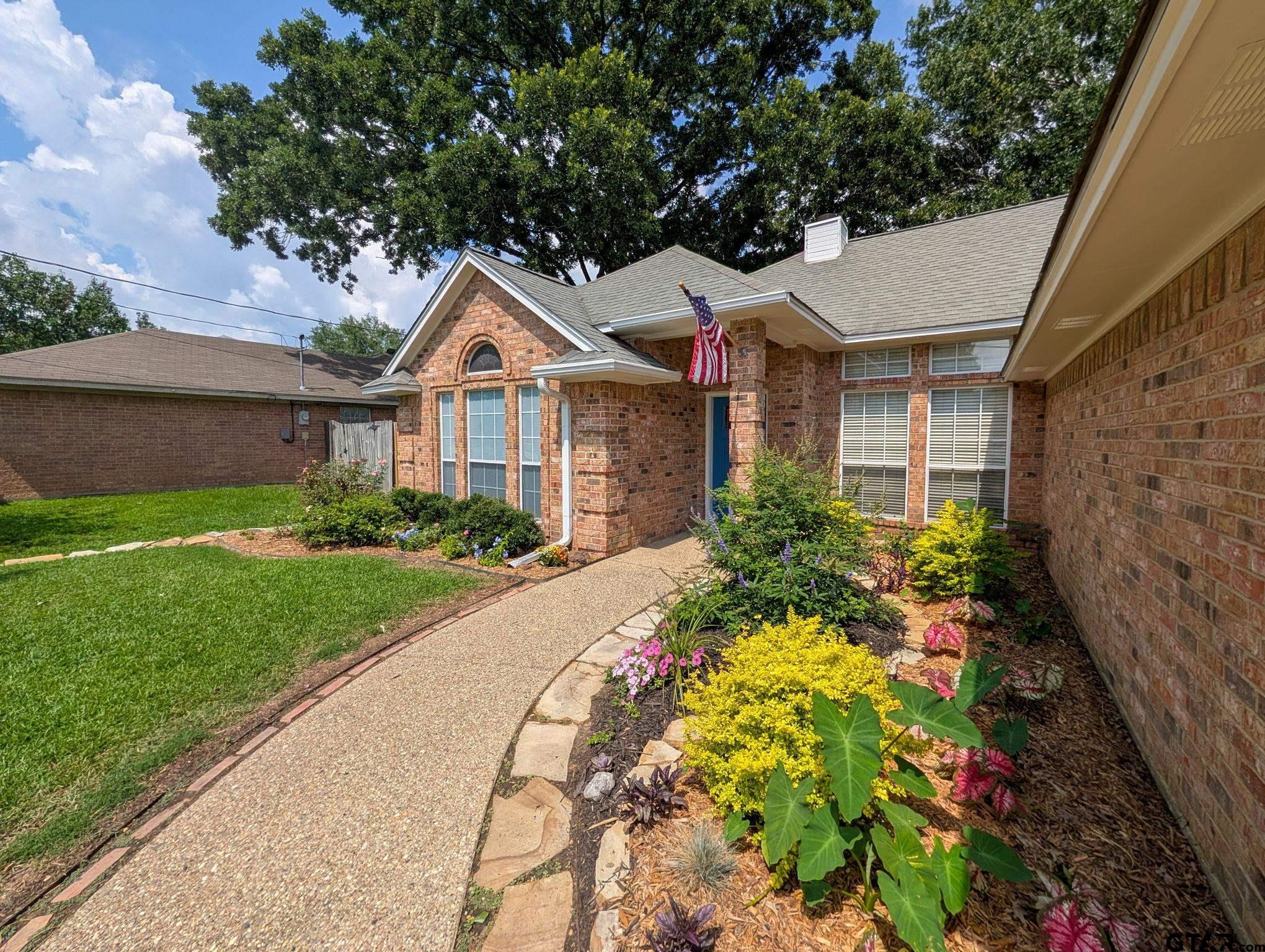 103 Clearview Dr