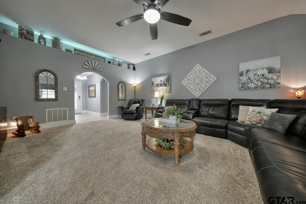 15540 Brittain Ct