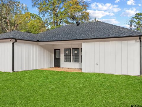 A home in Rusk