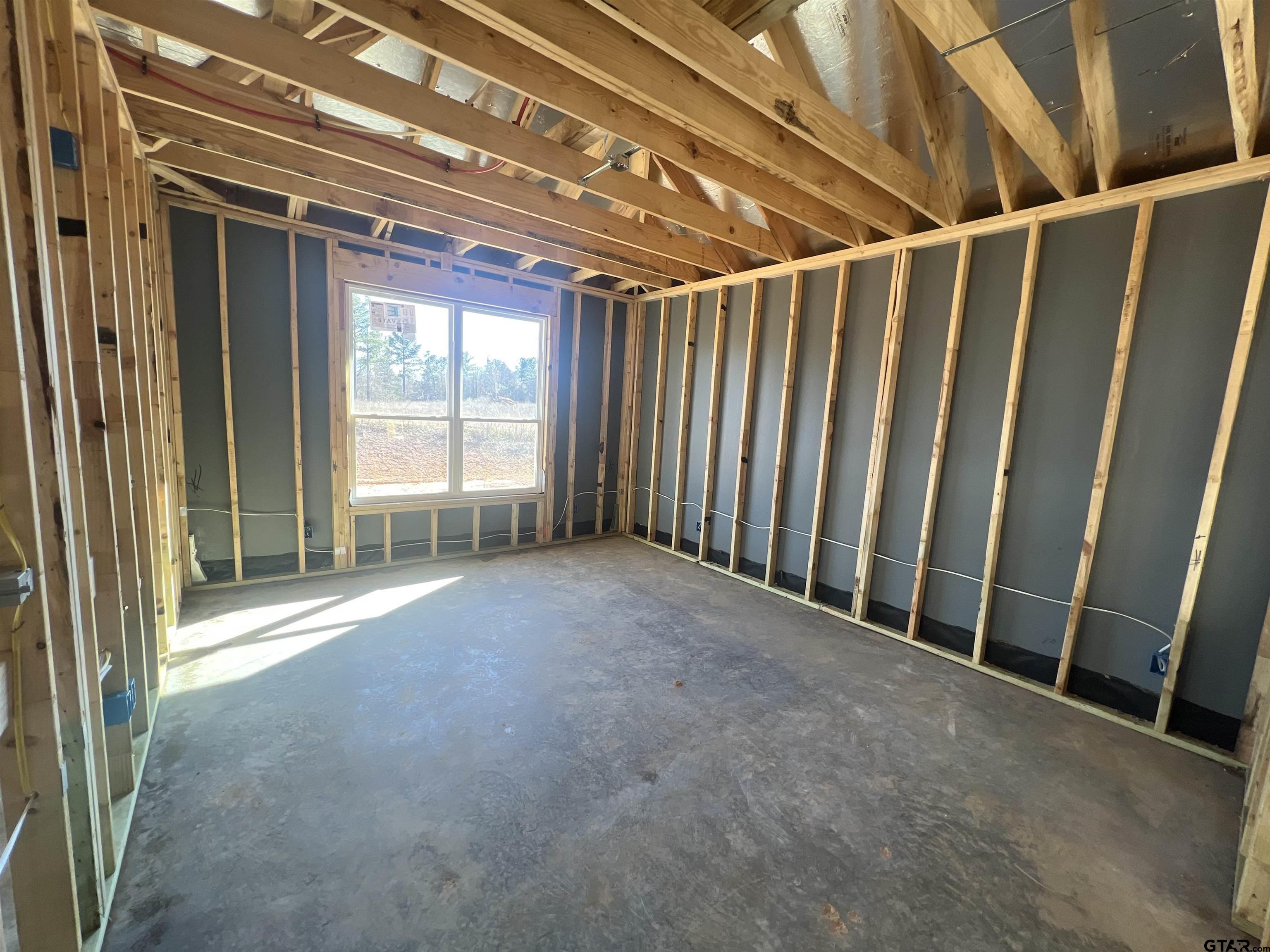 6417 Wellinton Oak Avenue