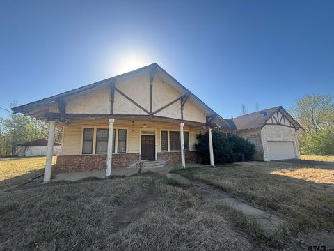 2141 N HWY 271 Pittsburg TX 75686