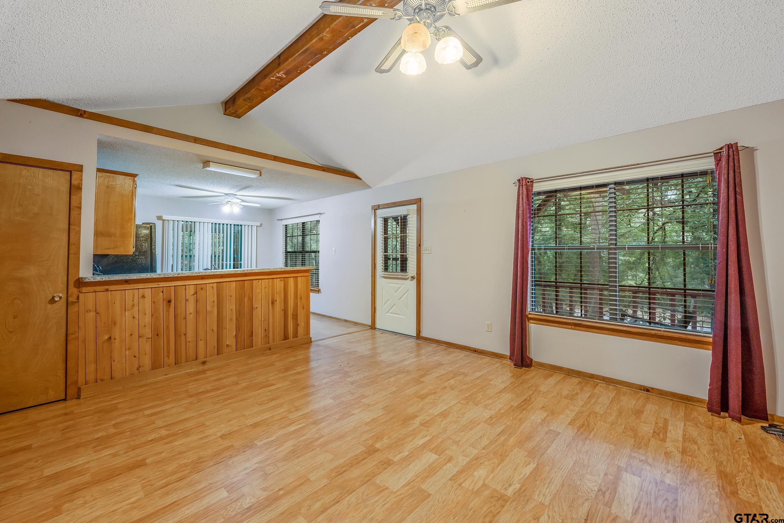 224 BLUE BIRD LN