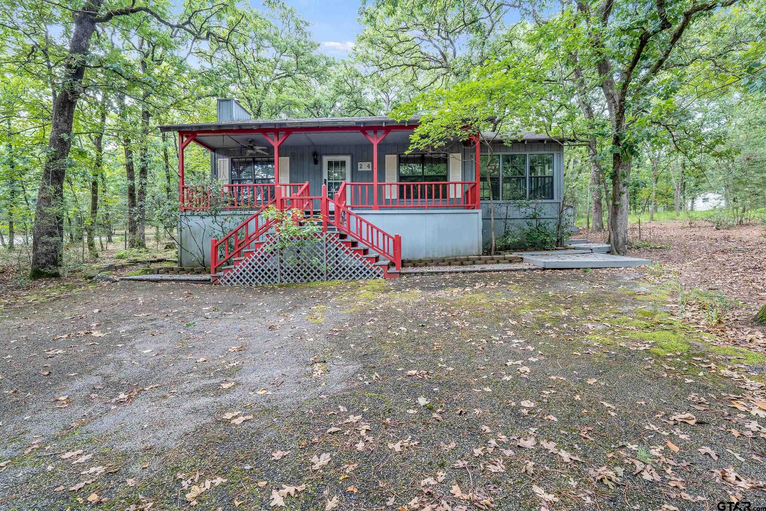224 BLUE BIRD LN