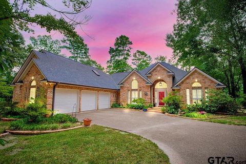 1521 Tanglewood Dr East Hideaway TX 75771