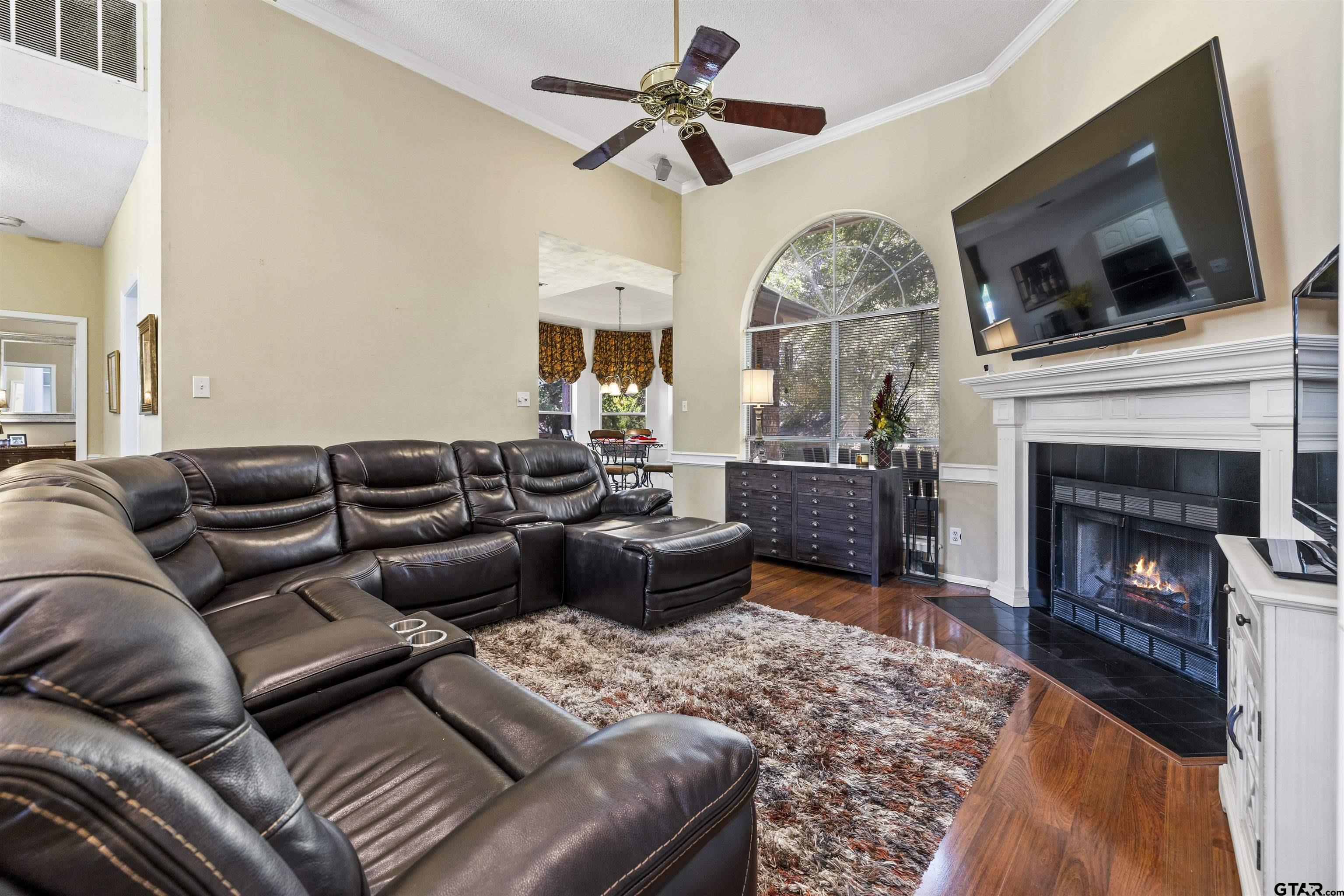 1737 Bearwood Lane