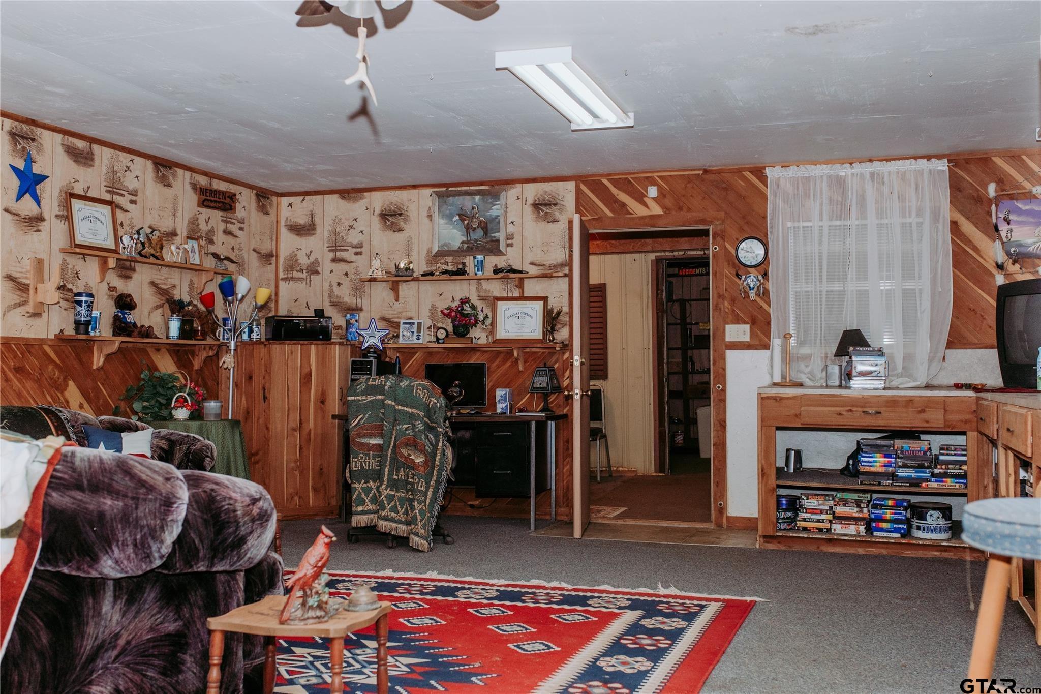 1609 County Road 2626