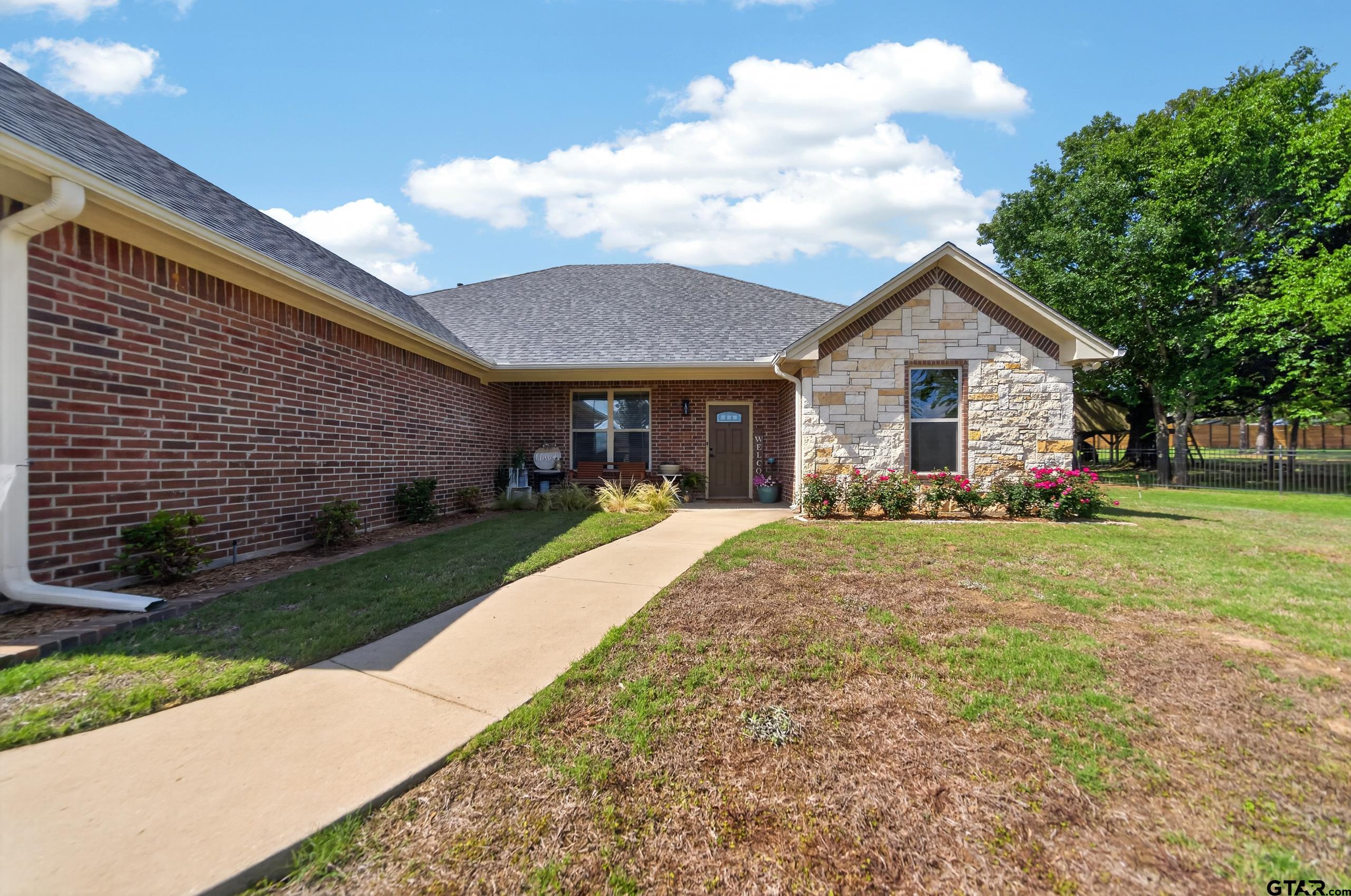 702 Jaxon Drive