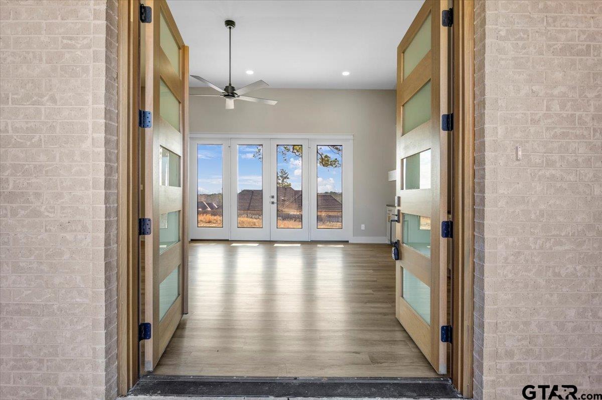12181 Oak Grove Dr.