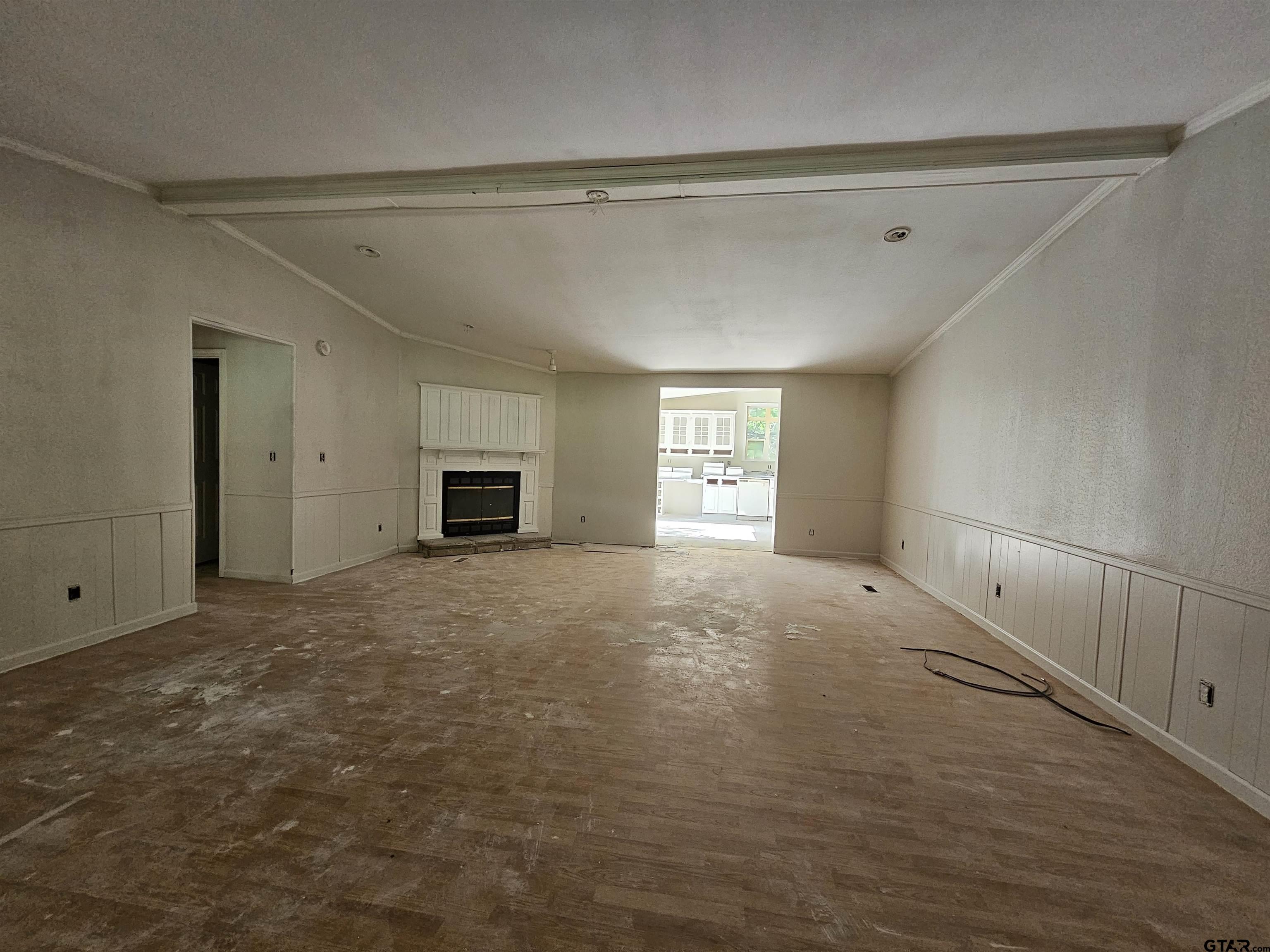 1205 W County Line Road