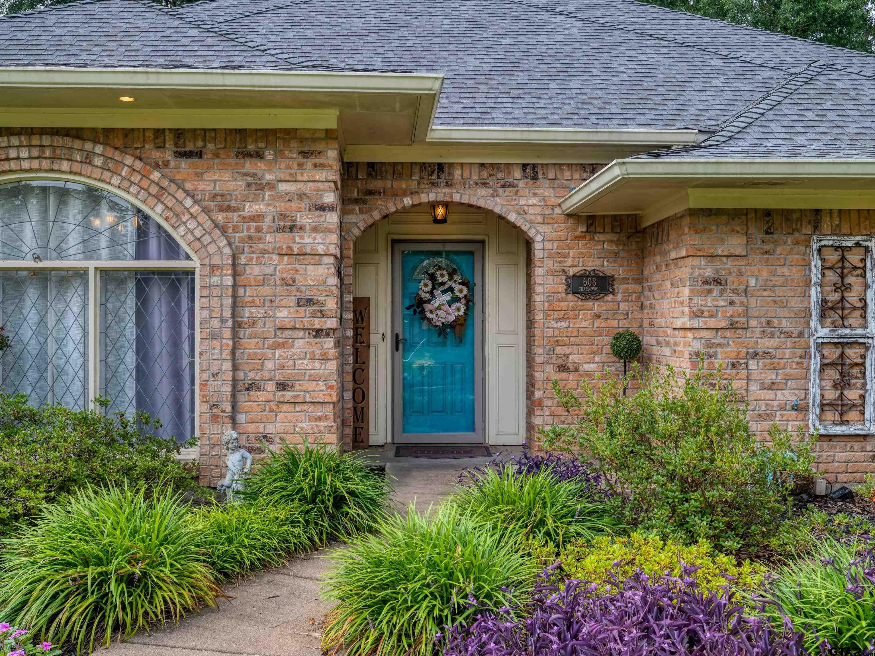 608 Charmwood Dr.