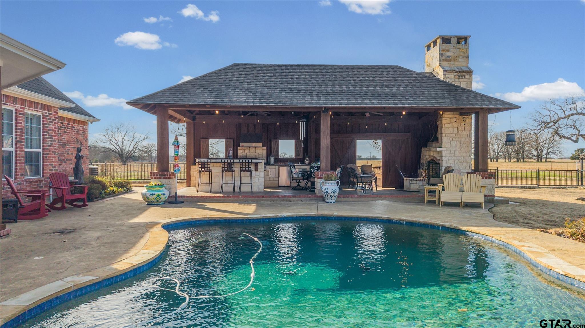 2560 County Road 4708