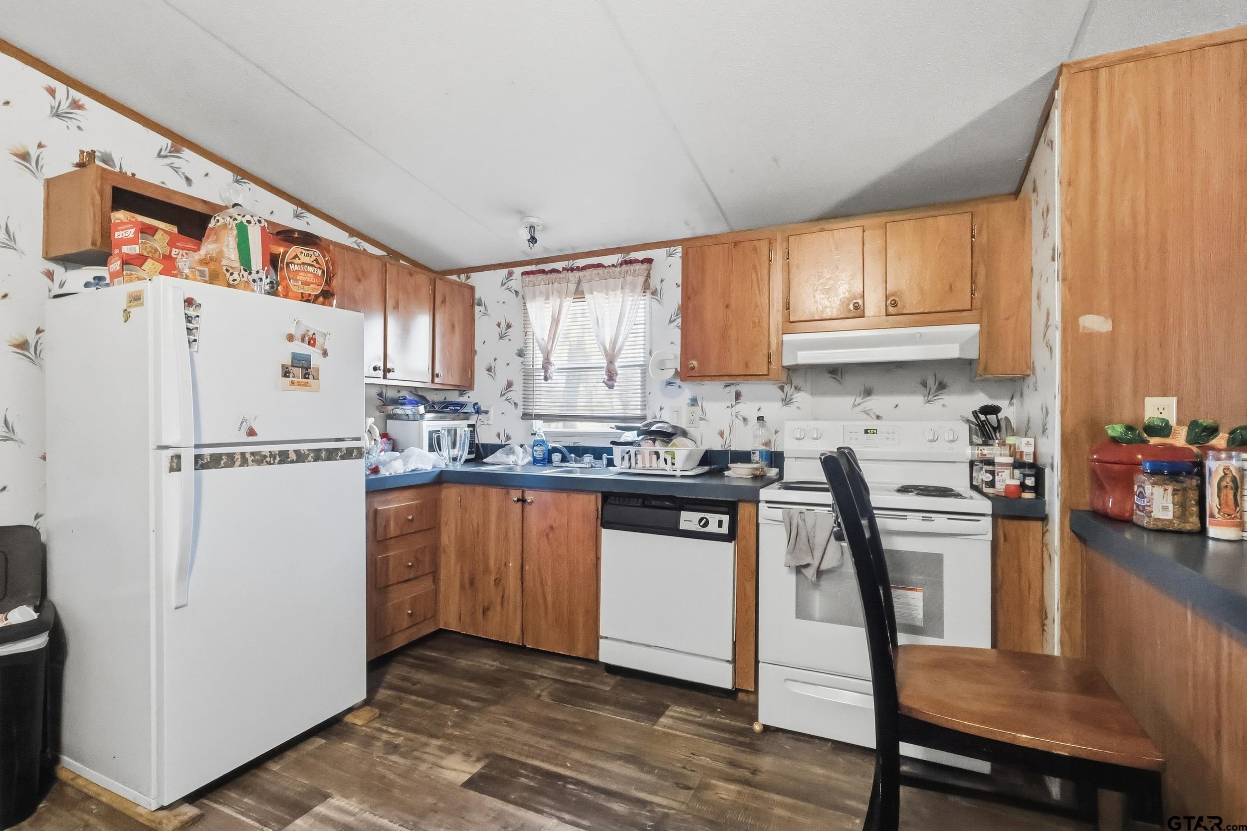 1122 County Road 2381 S