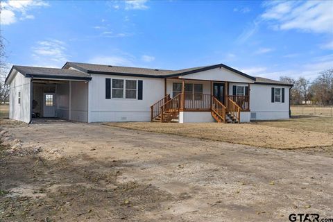 A home in Sulphur Springs