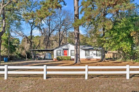 402 W Pine Overton TX 75684