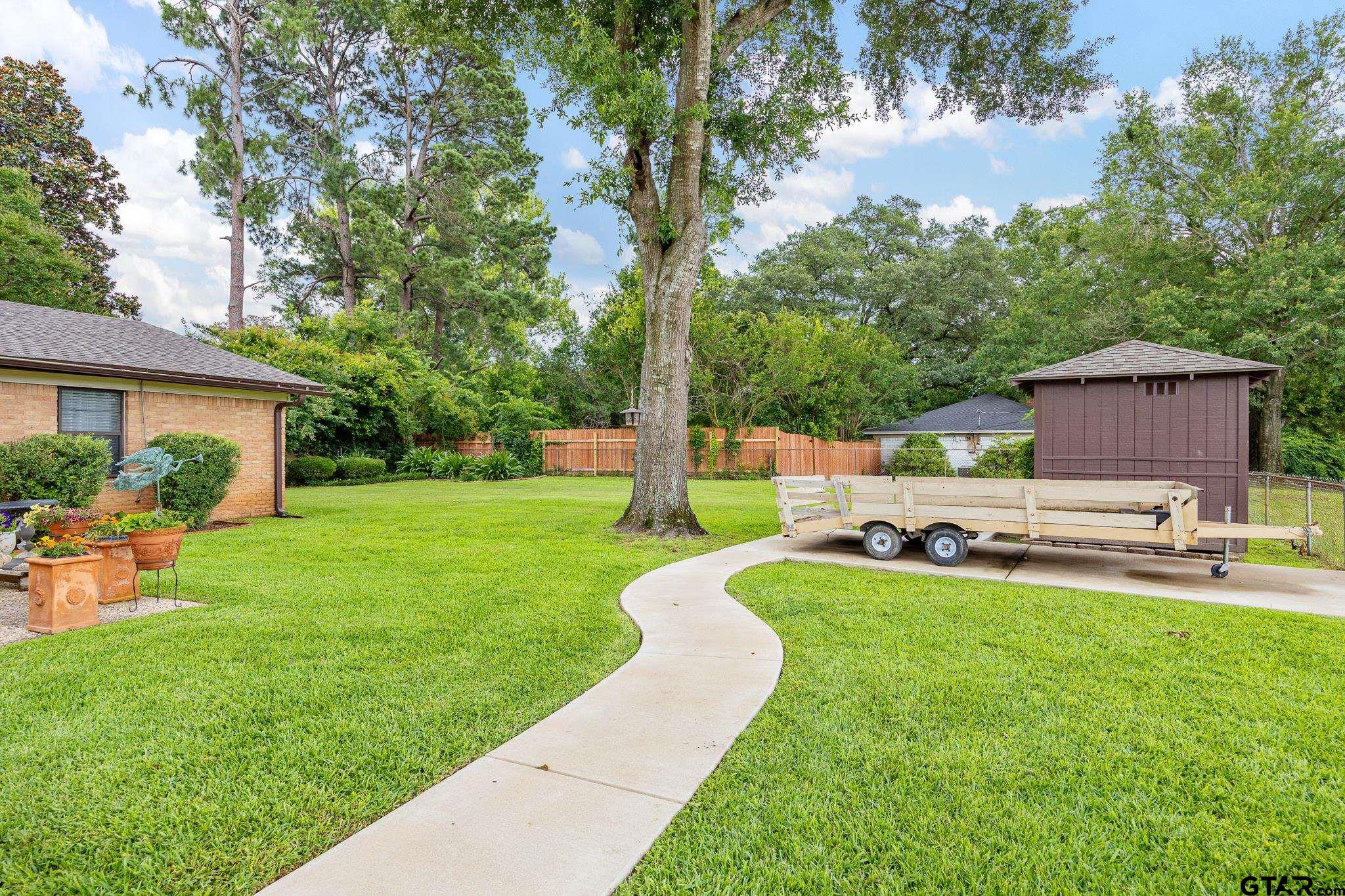 Tyler, Texas 75703, United States, 3 Bedrooms Bedrooms, ,2 BathroomsBathrooms,Residential,Active,147294