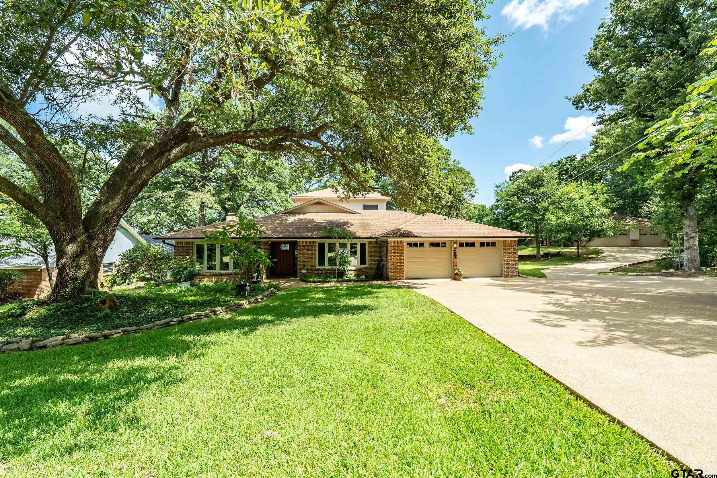 17594 Carol Cir