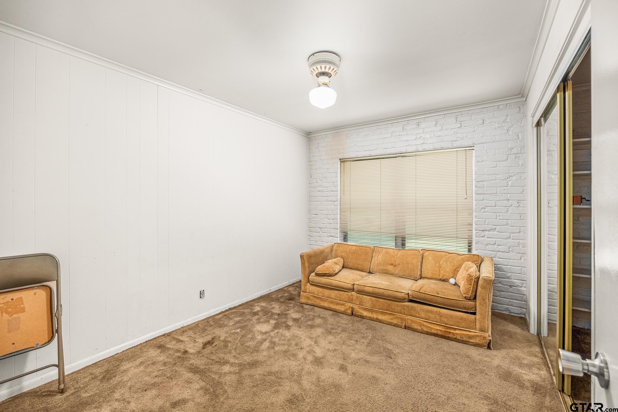 Tyler, Texas 75704, United States, 3 Bedrooms Bedrooms, ,2 BathroomsBathrooms,Residential,Pending,48042