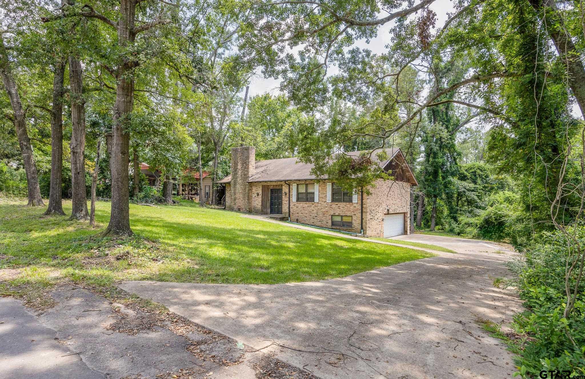 Tyler, Texas 75704, United States, 3 Bedrooms Bedrooms, ,2 BathroomsBathrooms,Residential,Pending,48042