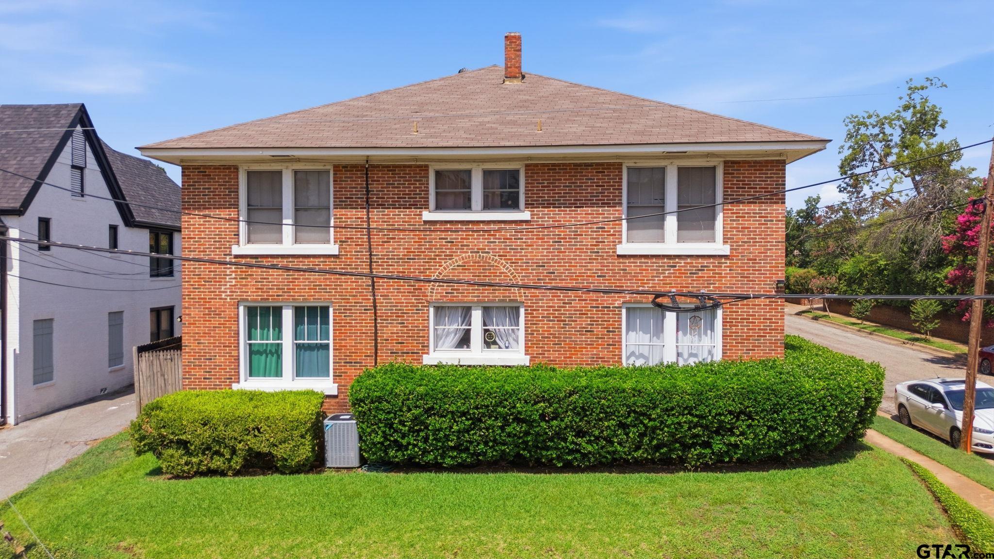111 Rowland Pl